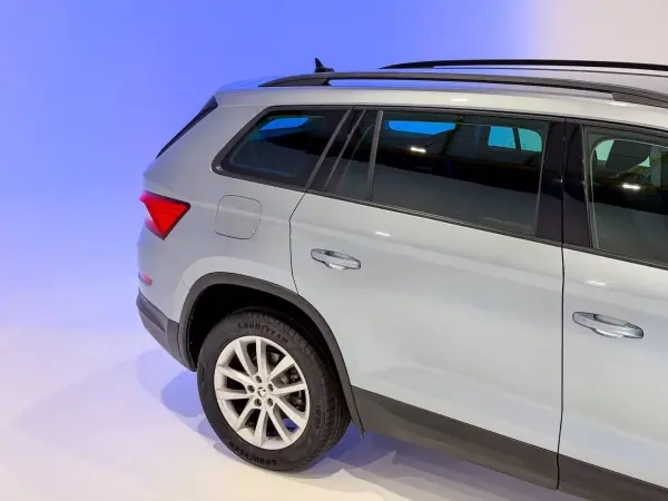 Skoda Kodiaq 2021 - 28750 EUR, 60000 km - 60000km - foto 5 de 30