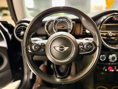 MINI Cooper 2014 - 12500 EUR, 125100 km - AUTO.MOTO.pt - 125100km - foto 12 de 14