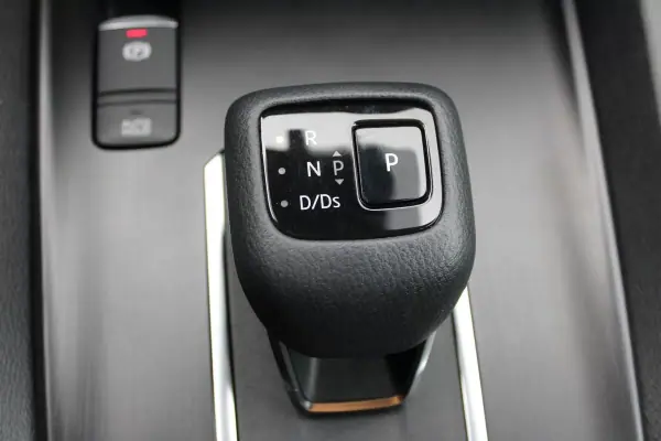 Nissan Qashqai 2023 - 25900 EUR, 42638 km - AUTO.MOTO.pt - 42638km - foto 10 de 24