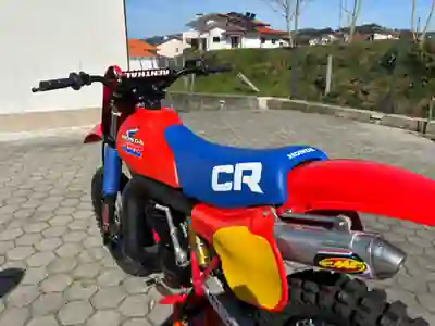 Honda CR 125R 1983 - 6000 EUR, 1 km - foto 6 de 7