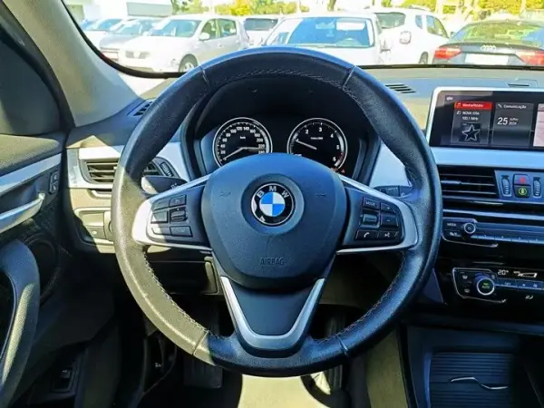 BMW X1 2019 - 25990 EUR, 121739 km - AUTO.MOTO.pt - 121739km - foto 19 de 27