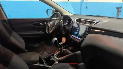 Nissan Qashqai 2015 - 11500 EUR, 190000 km - AUTO.MOTO.pt - 190000km - foto 8 de 21