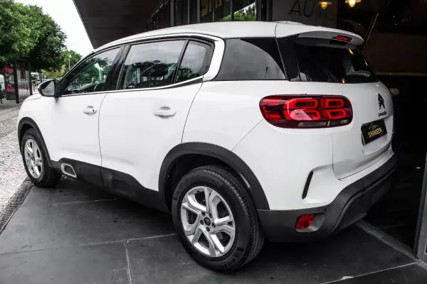 Citroën C5 Aircross 2019 - 10900 EUR, 262996 km - AUTO.MOTO.pt - 262996km - foto 3 de 41