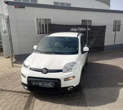Fiat Panda 2022 - 10900 EUR, 74186 km - AUTO.MOTO.pt - 74186km - foto 1 de 12