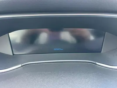 Peugeot 308 2021 - 15200 EUR, 92693 km - AUTO.MOTO.pt - 92693km - foto 15 de 24