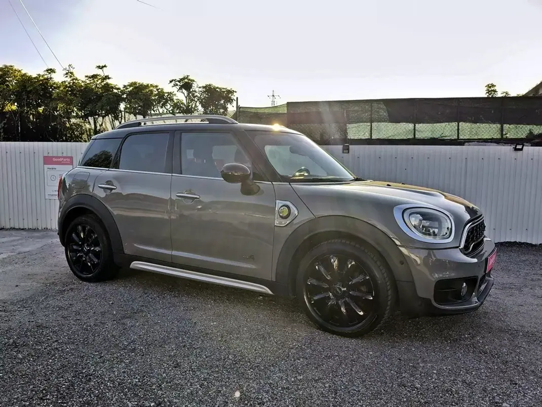 MINI Countryman 2018 - 18250 EUR, 148200 km - AUTO.MOTO.pt - 148200km - foto 9 de 31
