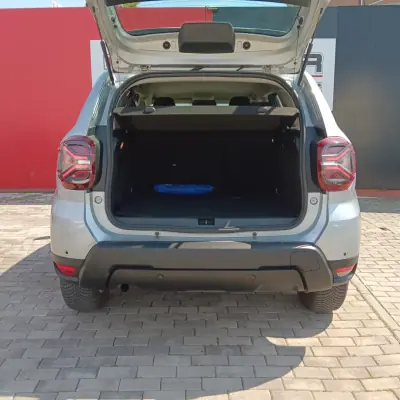 Dacia Duster 2021 - 17500 EUR, 142842 km - AUTO.MOTO.pt - 142842km - foto 8 de 21