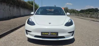 Tesla Model 3 2022 - 30000 EUR, 48000 km - AUTO.MOTO.pt - 48000km - foto 2 de 18