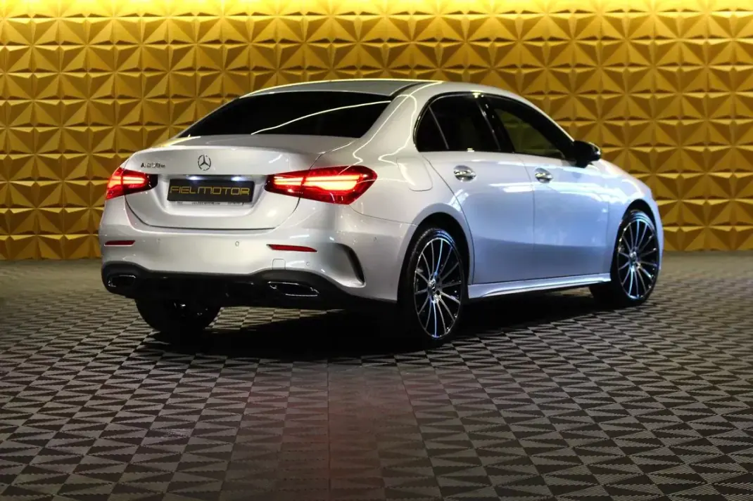 Mercedes-Benz A 250 2023 - 29900 EUR, 88316 km - 88316km - foto 38 de 39