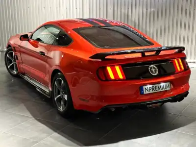 Ford Mustang 2015 - 49990 EUR, 122000 km - AUTO.MOTO.pt - 122000km - foto 41 de 54