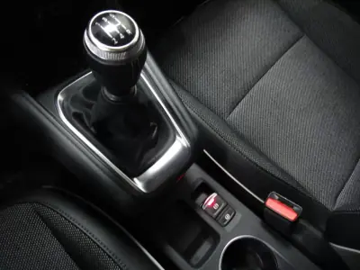 Renault Captur 2020 - 16500 EUR, 76000 km - AUTO.MOTO.pt - 76000km - foto 23 de 23