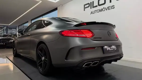 Mercedes-Benz C 63 AMG 2016 - 77990 EUR, 60883 km - AUTO.MOTO.pt - 60883km - foto 10 de 37