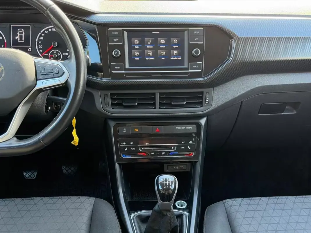 Volkswagen T-Cross 2023 - 14500 EUR, 149093 km - AUTO.MOTO.pt - 149093km - foto 15 de 24