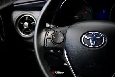 Toyota Auris 2016 - 16500 EUR, 120000 km - AUTO.MOTO.pt - 120000km - foto 18 de 30