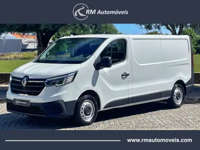 Renault  2022