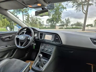 SEAT Leon 2014 - 13900 EUR, 222880 km - AUTO.MOTO.pt - 222880km - foto 18 de 21