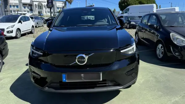 Volvo C40 2023 - 38900 EUR, 60000 km - AUTO.MOTO.pt - 60000km - foto 4 de 25