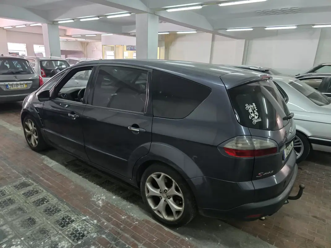 Ford S-Max 2009 - 3000 EUR, 351000 km - 351000km - foto 4 de 16