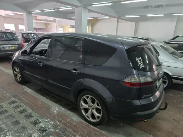 Ford S-Max 2009 - 3000 EUR, 351000 km - AUTO.MOTO.pt - 351000km - foto 4 de 16