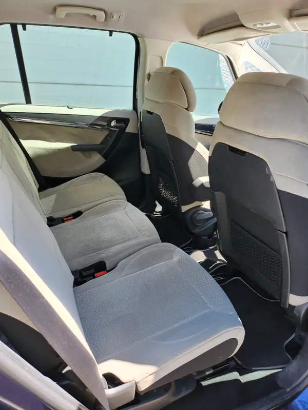 Citroën C4 Grand Picasso 2008 - 6000 EUR, 116000 km - AUTO.MOTO.pt - 116000km - foto 5 de 7