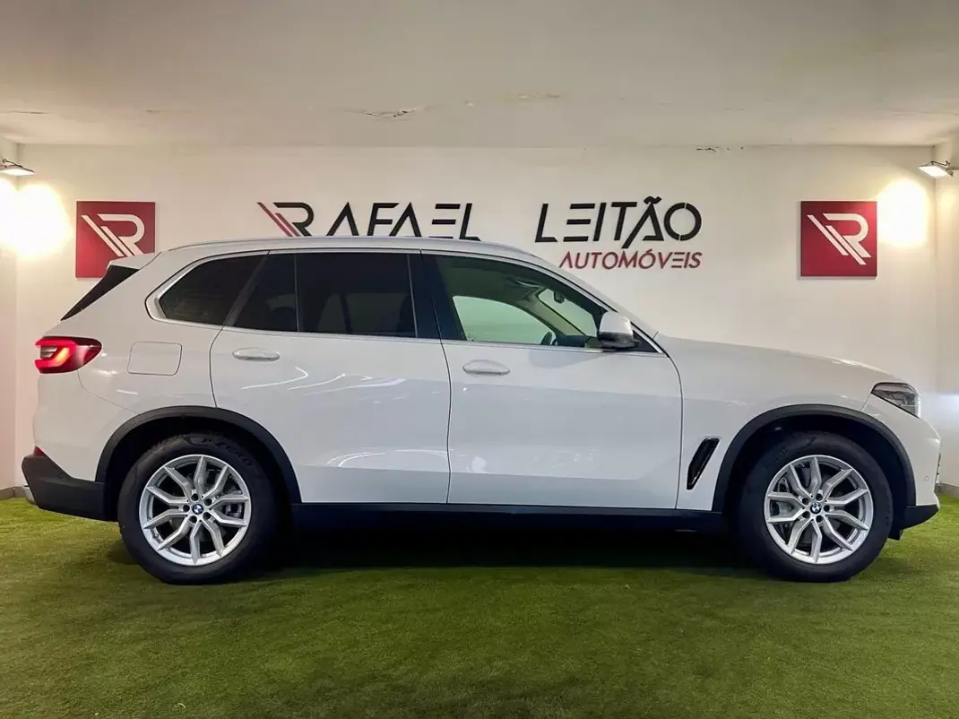BMW X5 2021 - 55500 EUR, 13000 km - AUTO.MOTO.pt - 13000km - foto 5 de 45