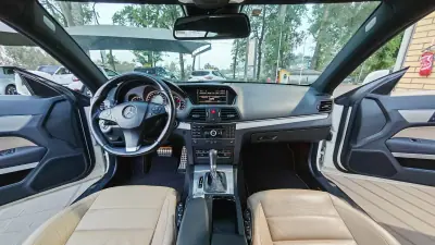 Mercedes-Benz E 250 2010 - 18850 EUR, 170781 km - AUTO.MOTO.pt - 170781km - foto 14 de 17