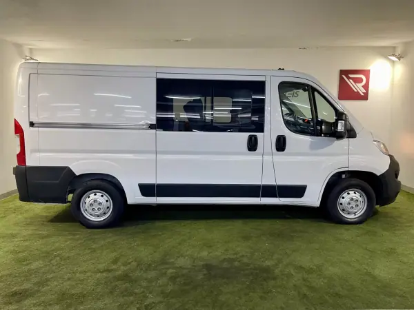 Opel Movano 2023 - 27500 EUR, 124000 km - 124000km - foto 9 de 29