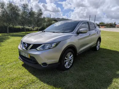 Nissan Qashqai 2014 - 11900 EUR, 220000 km - foto 1 de 5