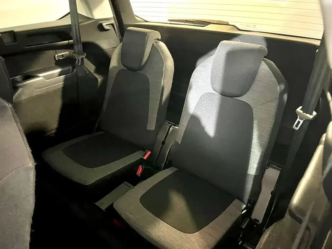 Citroën Grand C4 Spacetourer 2020 - 15900 EUR, 152000 km - AUTO.MOTO.pt - 152000km - foto 11 de 27