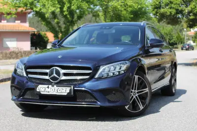 Mercedes-Benz C 300 2020 - 28990 EUR, 128000 km - AUTO.MOTO.pt - 128000km - foto 2 de 36