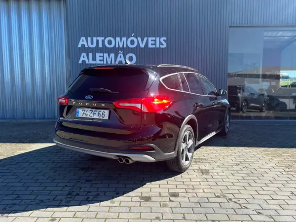 Ford Focus SW 2019 - 15950 EUR, 94634 km - AUTO.MOTO.pt - 94634km - foto 5 de 19