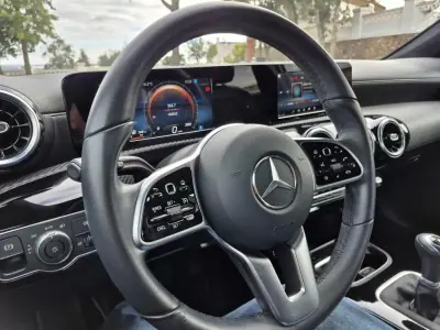 Mercedes-Benz A 180 2021 - 24900 EUR, 104263 km - AUTO.MOTO.pt - 104263km - foto 11 de 26