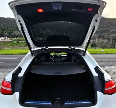 Mercedes-Benz GLC 220 2018 - 44500 EUR, 88000 km - AUTO.MOTO.pt - 88000km - foto 18 de 30