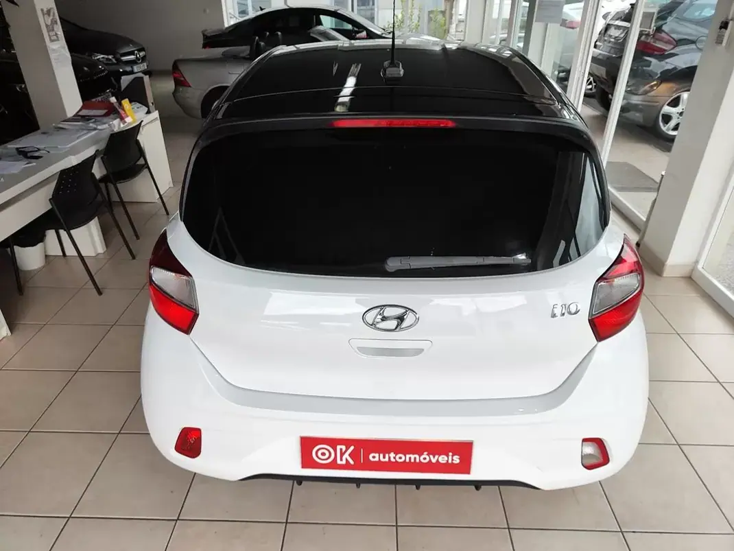 Hyundai i10 2021 - 13950 EUR, 23600 km - AUTO.MOTO.pt - 23600km - foto 10 de 37