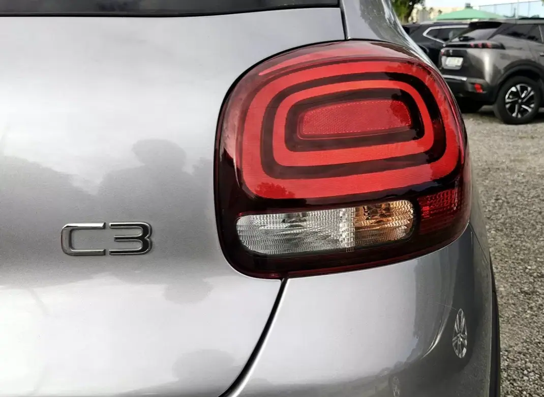 Citroën C3 2023 - 14490 EUR, 48642 km - 48642km - foto 15 de 33