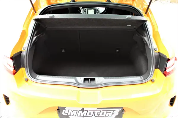 Renault Mégane 2019 - 43990 EUR, 42000 km - AUTO.MOTO.pt - 42000km - foto 41 de 41