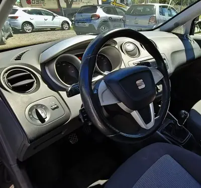 SEAT Ibiza ST 2011 - 6990 EUR, 134020 km - AUTO.MOTO.pt - 134020km - foto 15 de 26