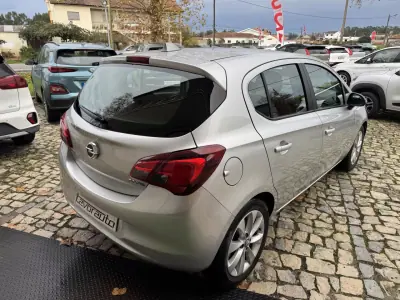 Opel Corsa 2017 - 9500 EUR, 121000 km - AUTO.MOTO.pt - 121000km - foto 7 de 31