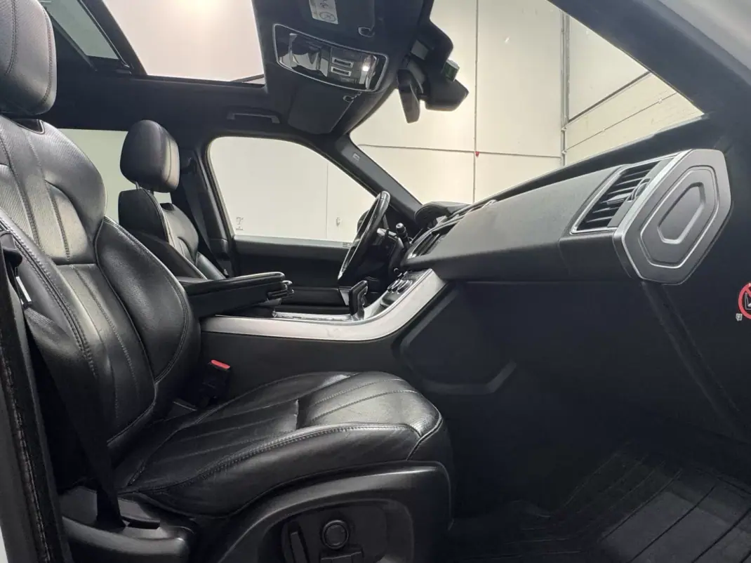 Land Rover Range Rover Sport 2016 - 31990 EUR, 220000 km - AUTO.MOTO.pt - 220000km - foto 35 de 42