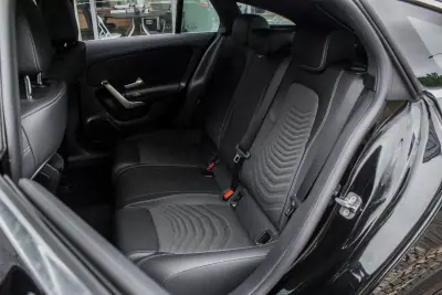 Mercedes-Benz CLA 180 2024 - 33990 EUR, 28922 km - AUTO.MOTO.pt - 28922km - foto 26 de 40