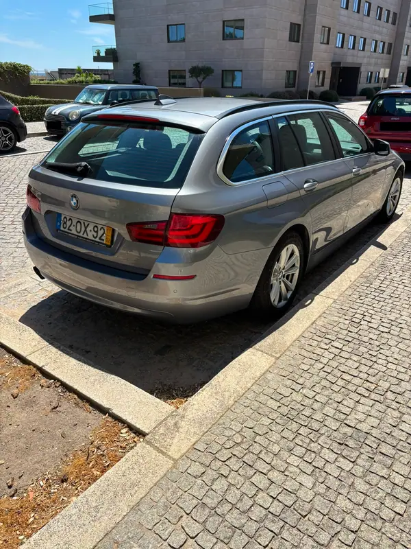 BMW 520 2011 - 11500 EUR, 387000 km - AUTO.MOTO.pt - 387000km - foto 8 de 8