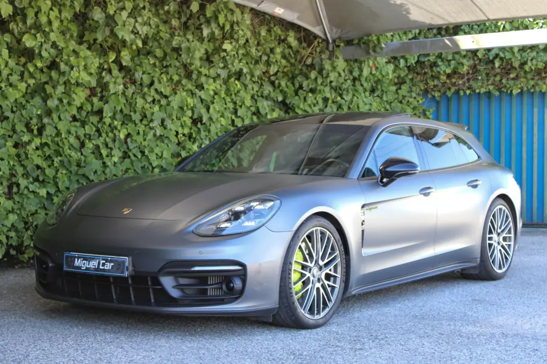 Porsche Panamera Sport Turismo 2021 - 89900 EUR, 47000 km - 47000km - foto 3 de 23
