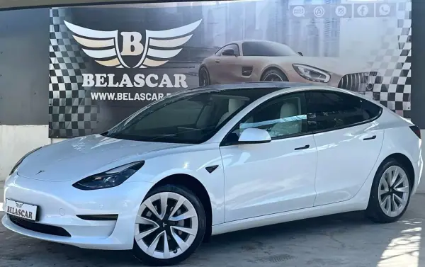 Tesla Model 3 2023 - 28990 EUR, 65000 km - AUTO.MOTO.pt - 65000km - foto 3 de 20