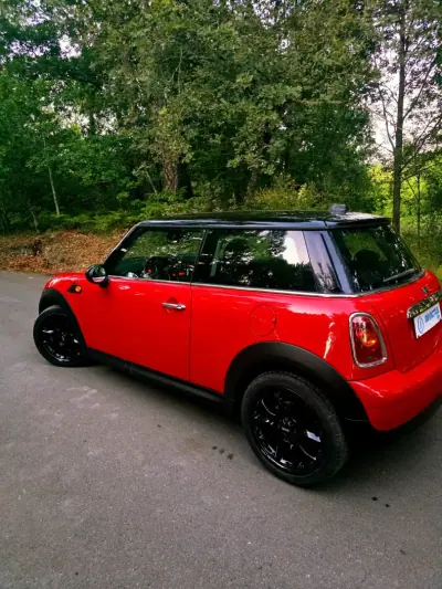 MINI 3 Portas 2010 - 8990 EUR, 186000 km - AUTO.MOTO.pt - 186000km - foto 15 de 26