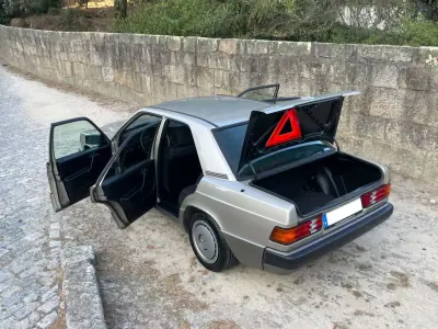 Mercedes-Benz 190 1993 - 14900 EUR, 41200 km - 41200km - foto 10 de 40