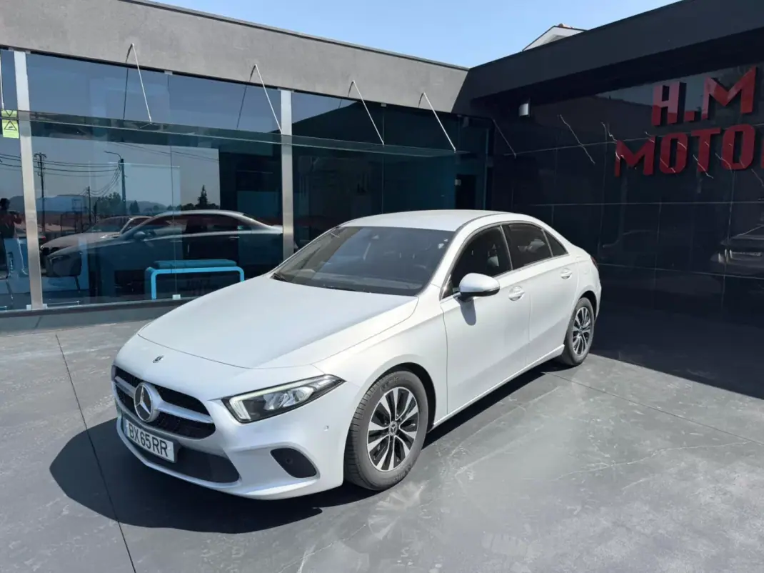 Mercedes-Benz A 180 Limousine 2021 - 24900 EUR, 96000 km - AUTO.MOTO.pt - 96000km - foto 6 de 12