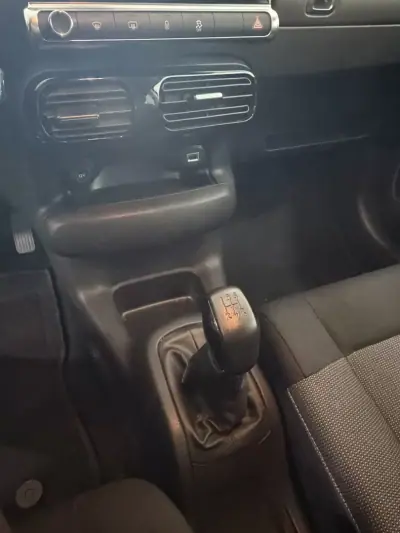 Citroën C4 Cactus 2017 - 12500 EUR, 70000 km - AUTO.MOTO.pt - 70000km - foto 10 de 14