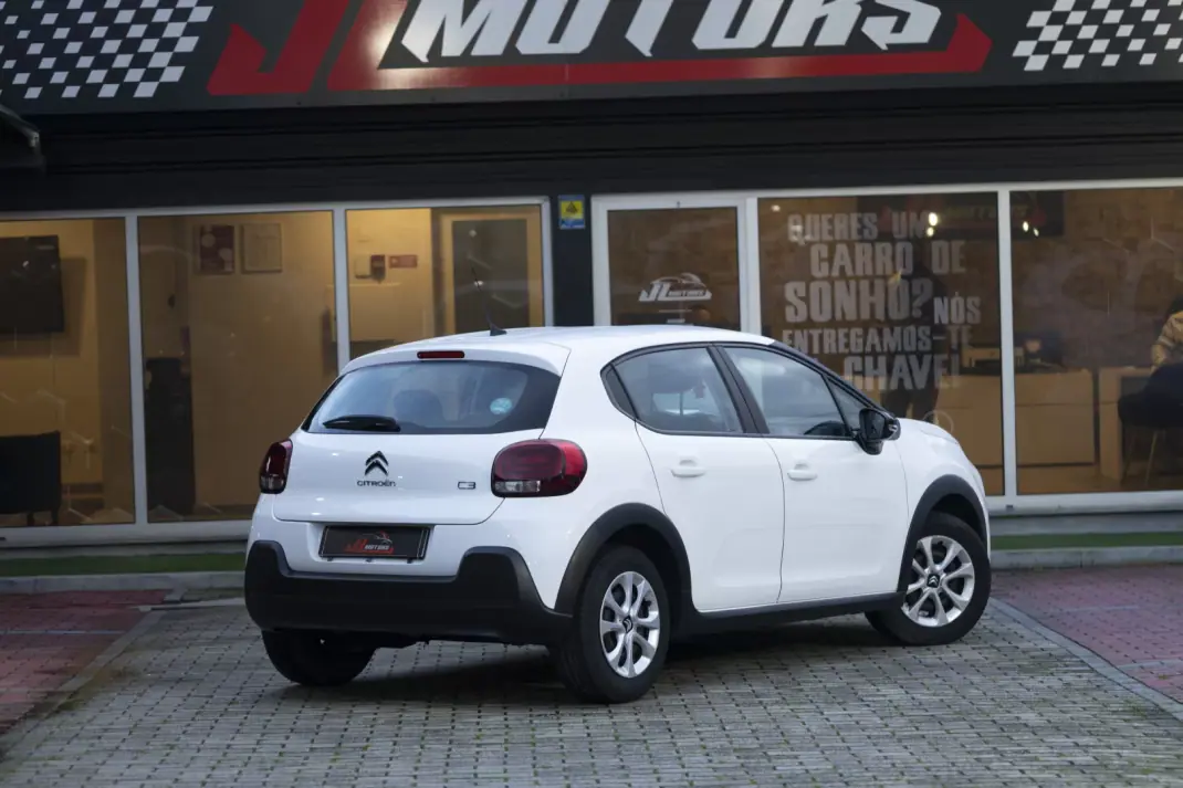 Citroën C3 2018 - 9500 EUR, 130900 km - AUTO.MOTO.pt - 130900km - foto 21 de 26