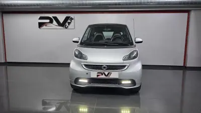 Smart ForTwo Coupé 2014 - 8990 EUR, 130000 km - AUTO.MOTO.pt - 130000km - foto 22 de 42