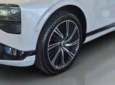 Xpeng G9 2026 - 24000 EUR, 6500 km - foto 4 de 7